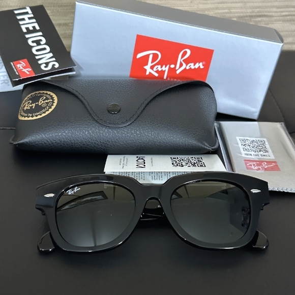 LIKE NEW Ray-Ban State Street RB2186 Black Ray ban sunglasses - Picture 11 of 16